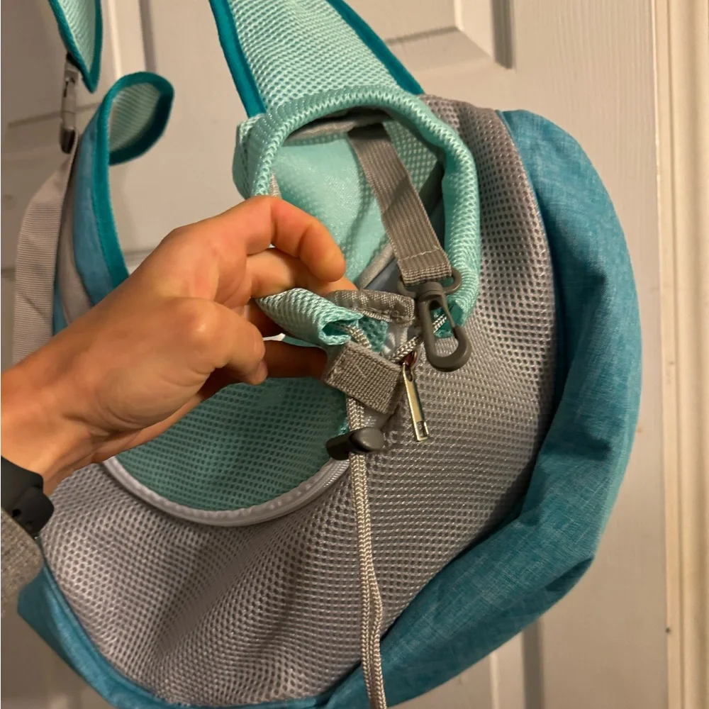 Dog sling tote